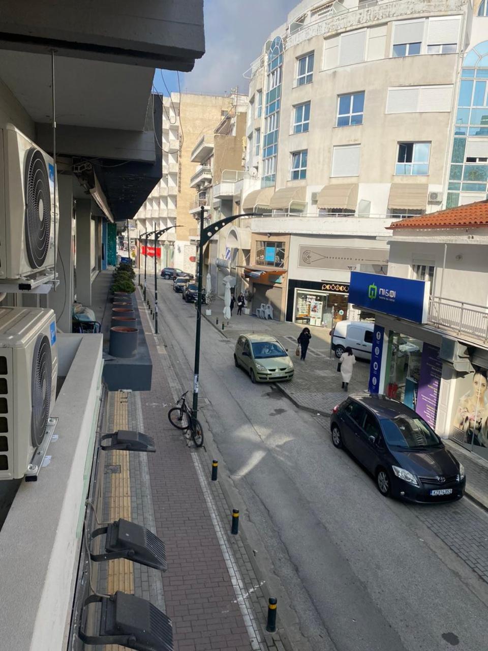Parasiou Studios 103 Διαμερίσματα Στο Κέντρο Της Πόλης Komotiní Kültér fotó